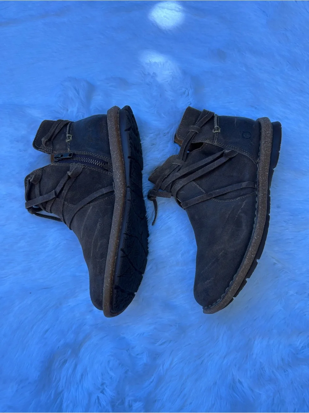 Women’s Tarkiln Chukka Boots by Børn® size 8M